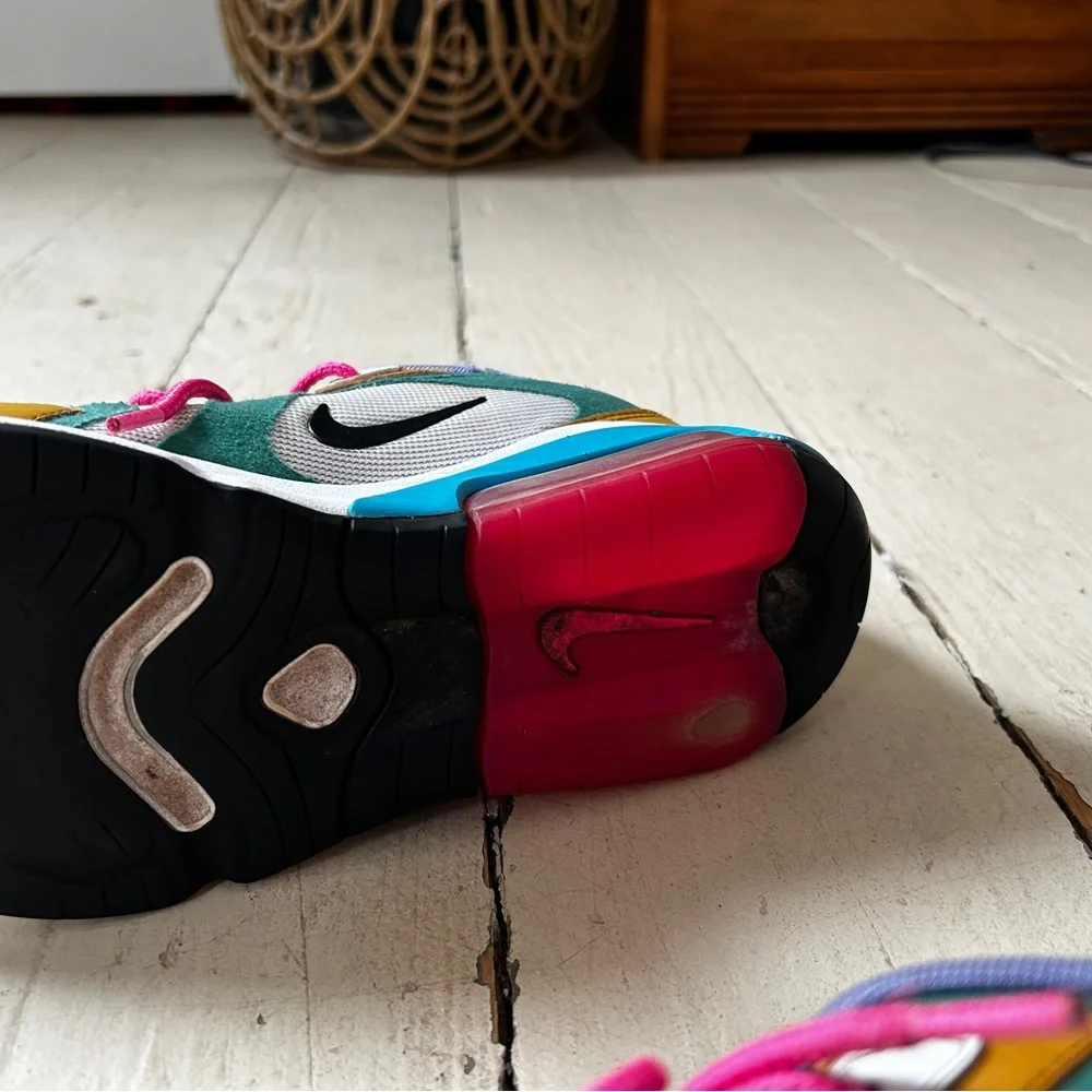 Nike Multicolor Sneakers with Pink Laces - Picture 7 of 8